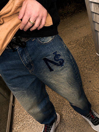 Ghost Line Denim – Indigo Pulse
7 Produced